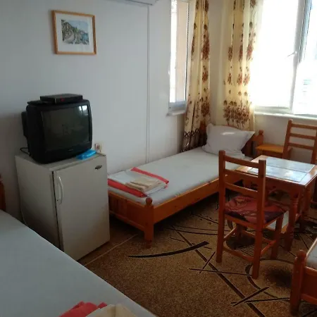 House Georgievi Проживание в семье